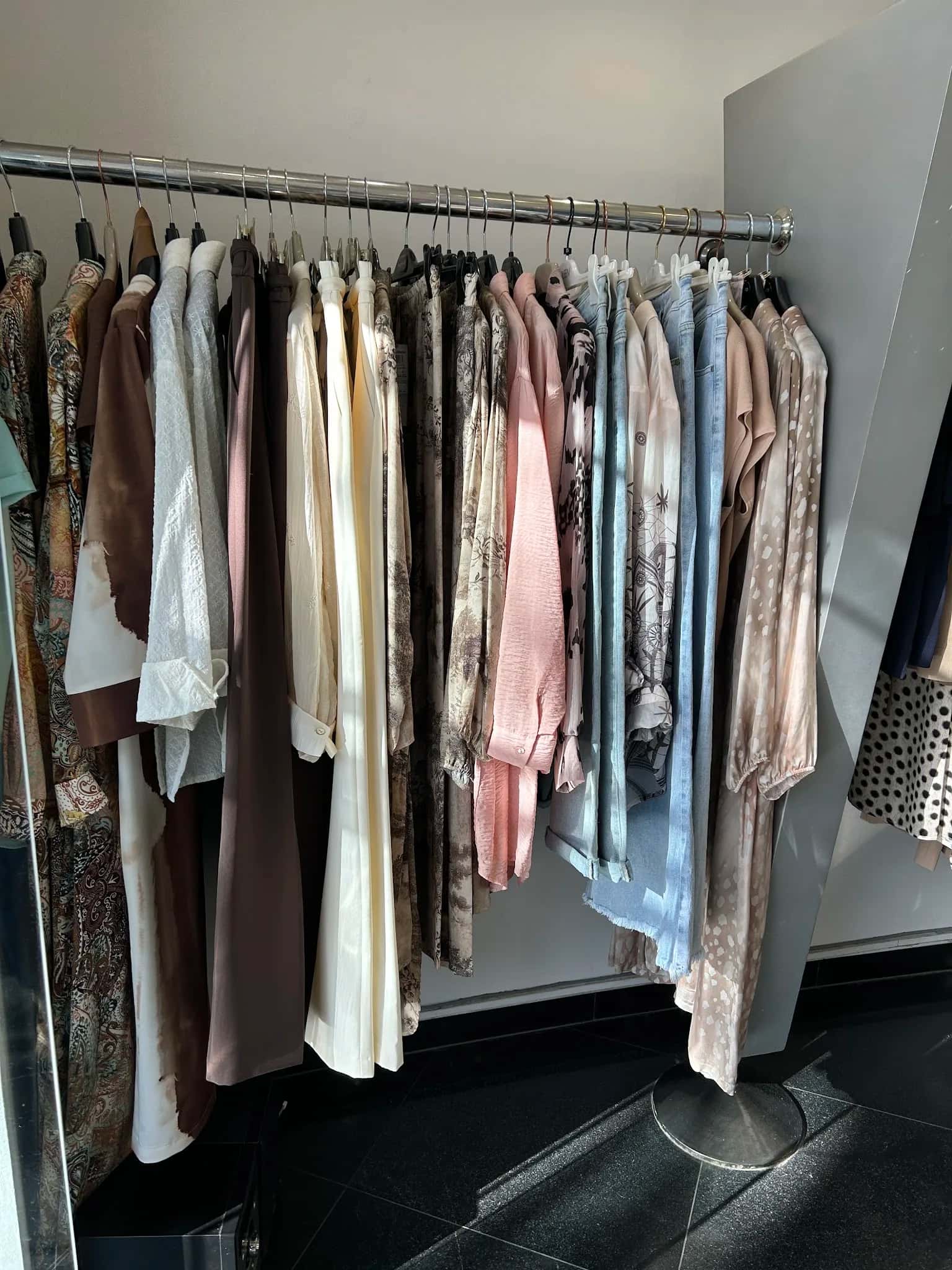 shop Alexandra