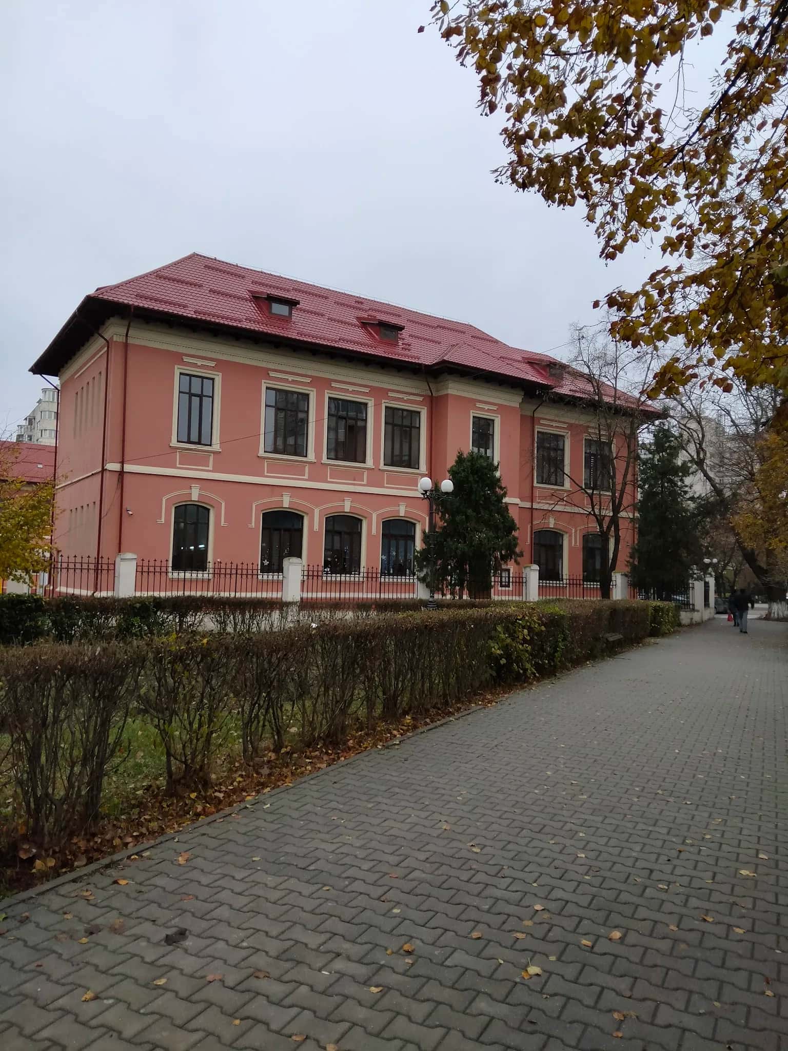National College Ion Maiorescu