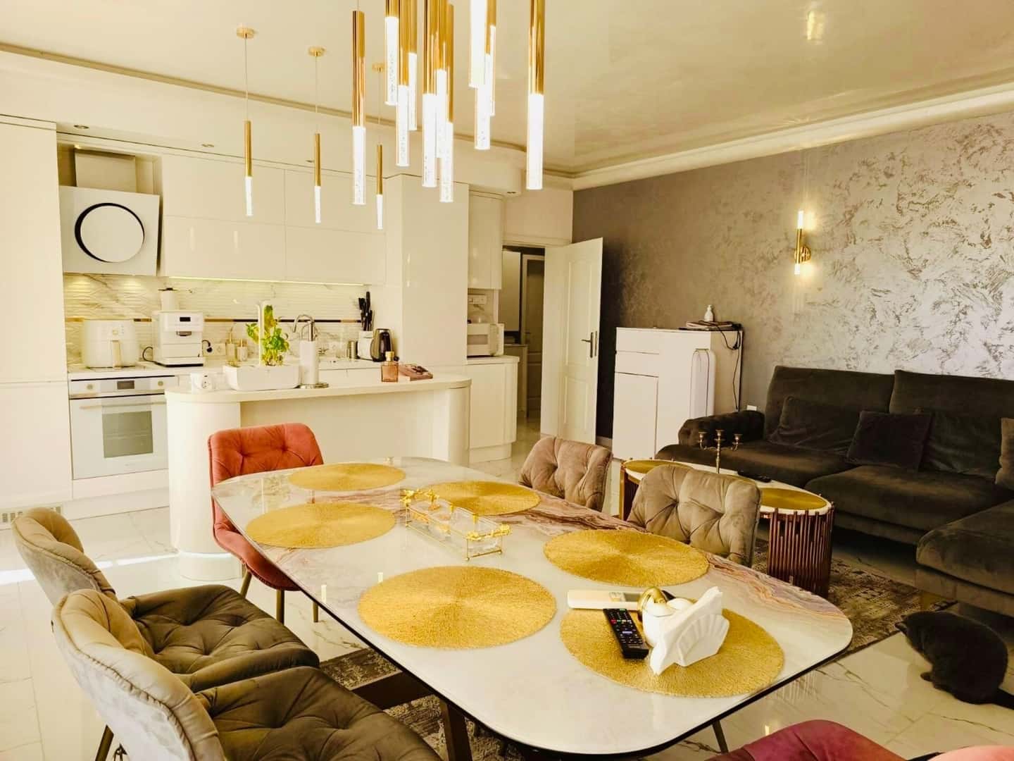 Spacious Prestige Penthouse