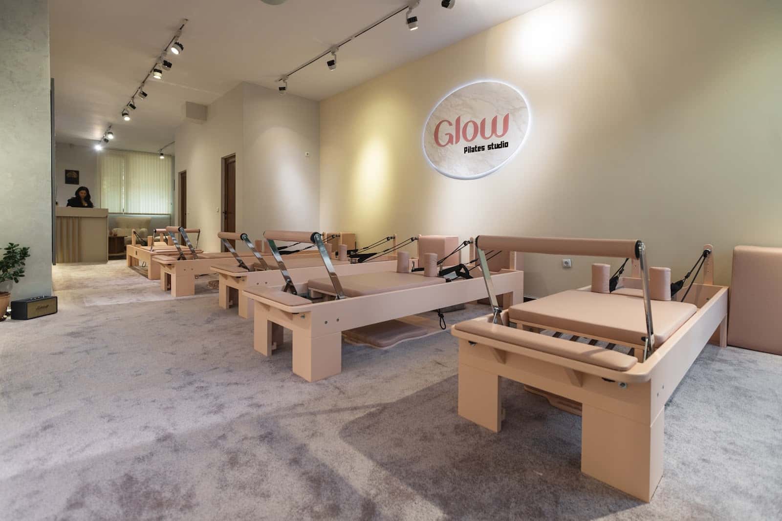 GLOW Reformer Pilates