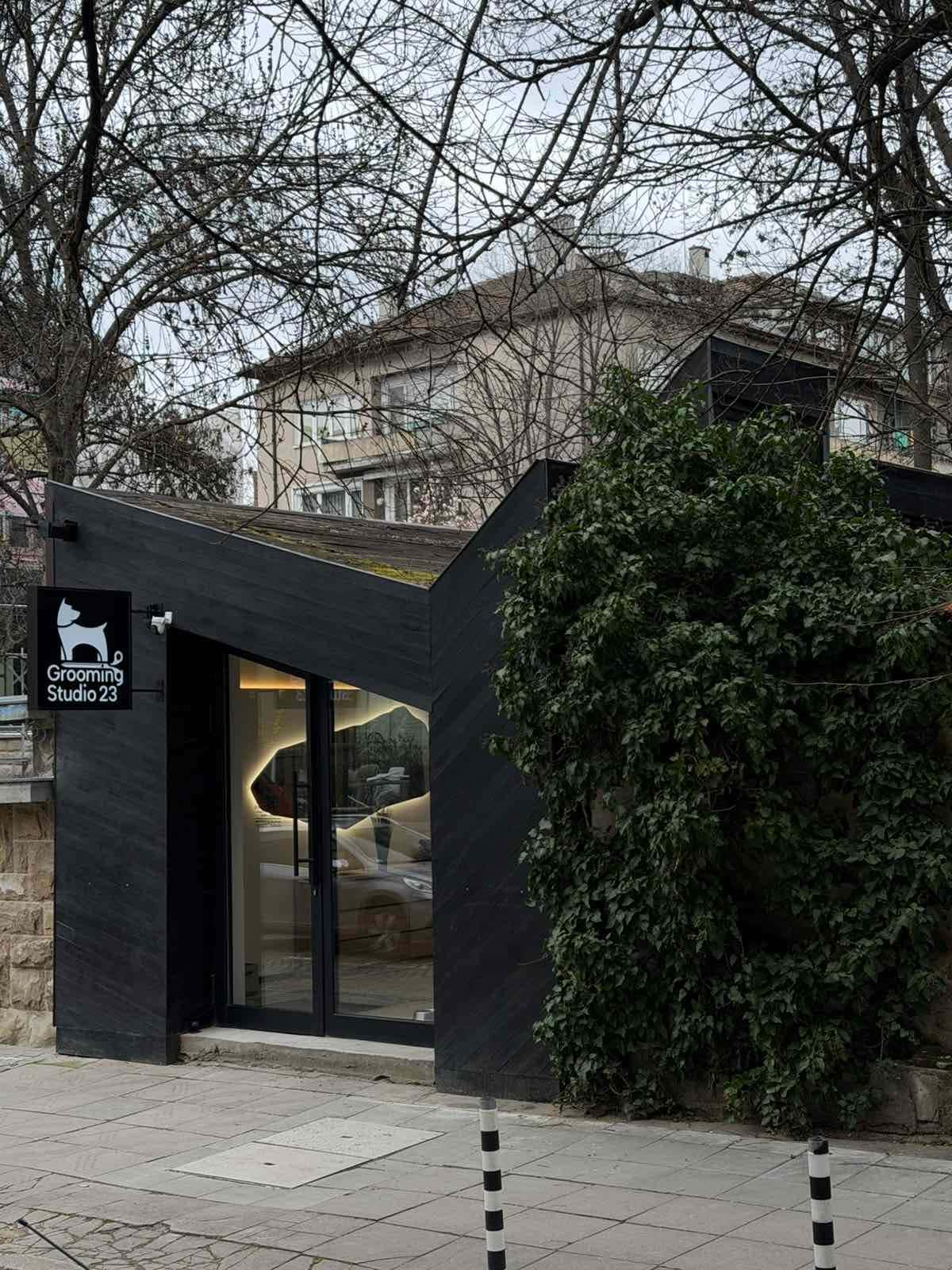 Grooming Studio 23
