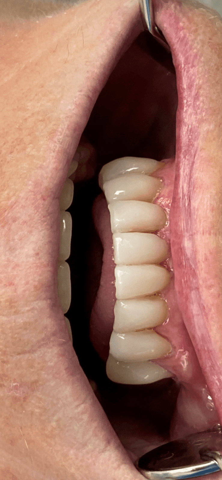 Стоматологичен кабинет Д-р Тунджай Мухаремов / Dr. Tundzhay Muharemov Dental Office