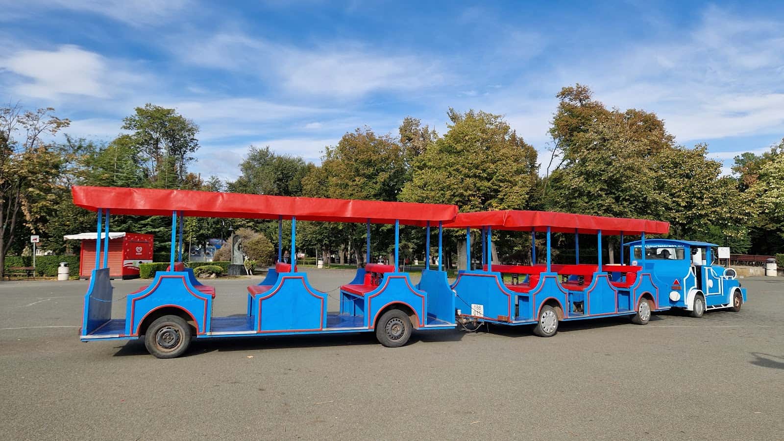 Туристическо атракционно влакче Бургас