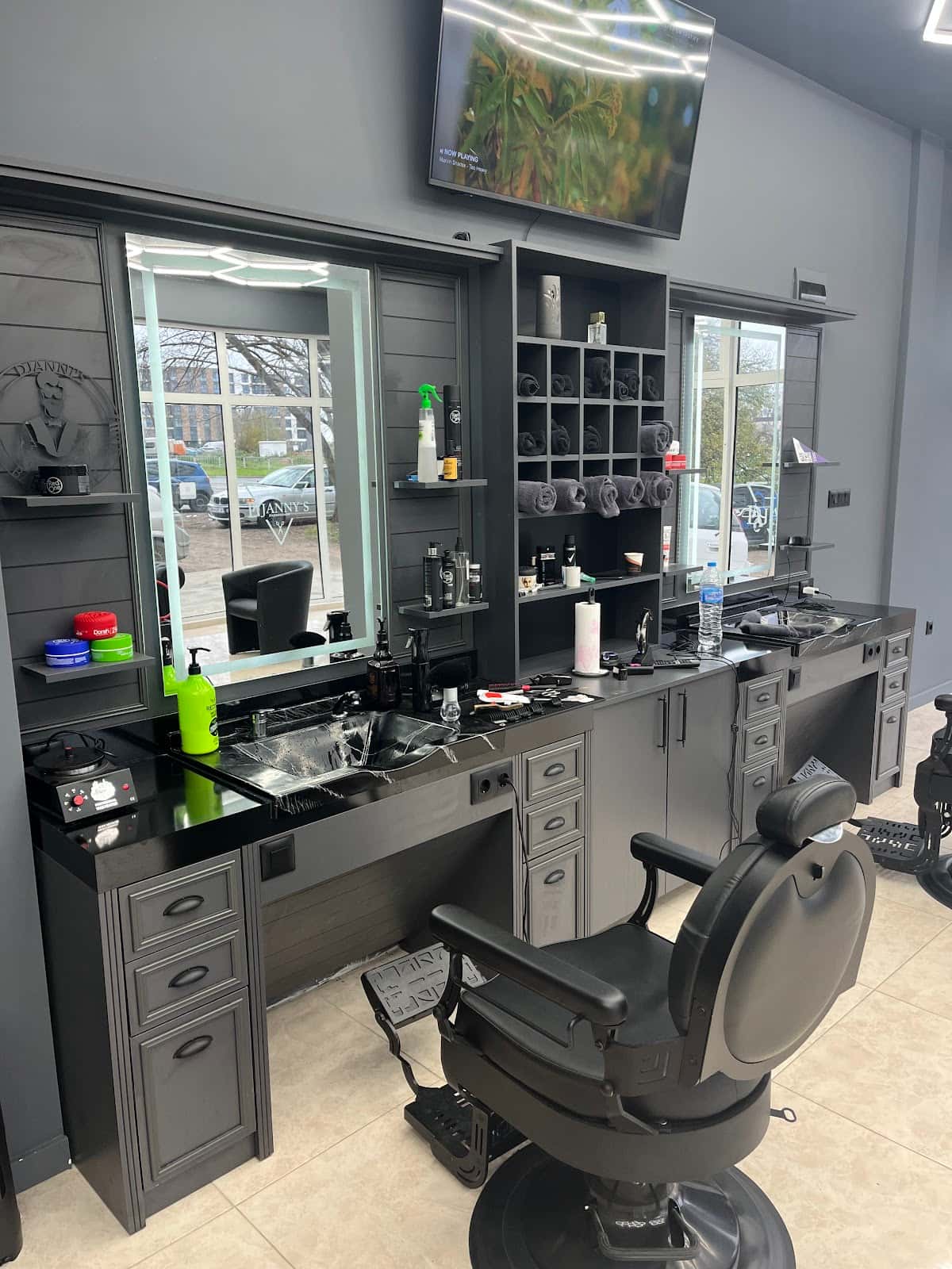 Djanny's Barbershop