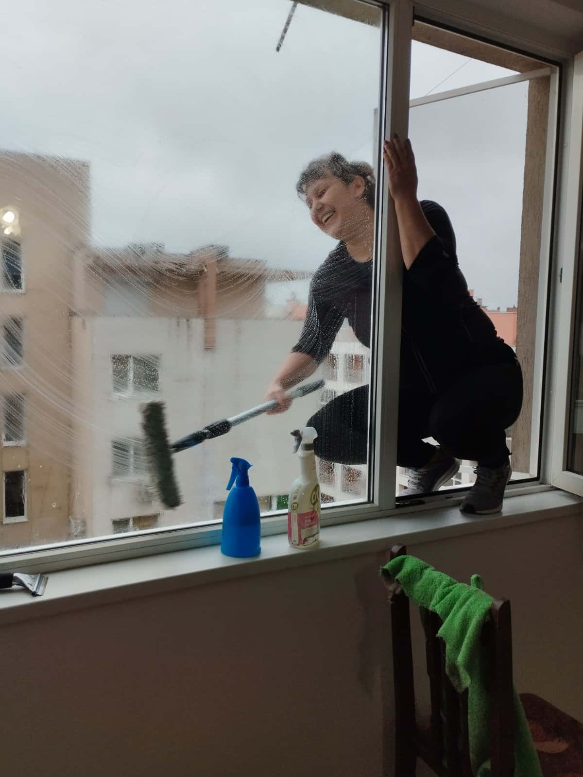Професионално почистване Lili Cleaning