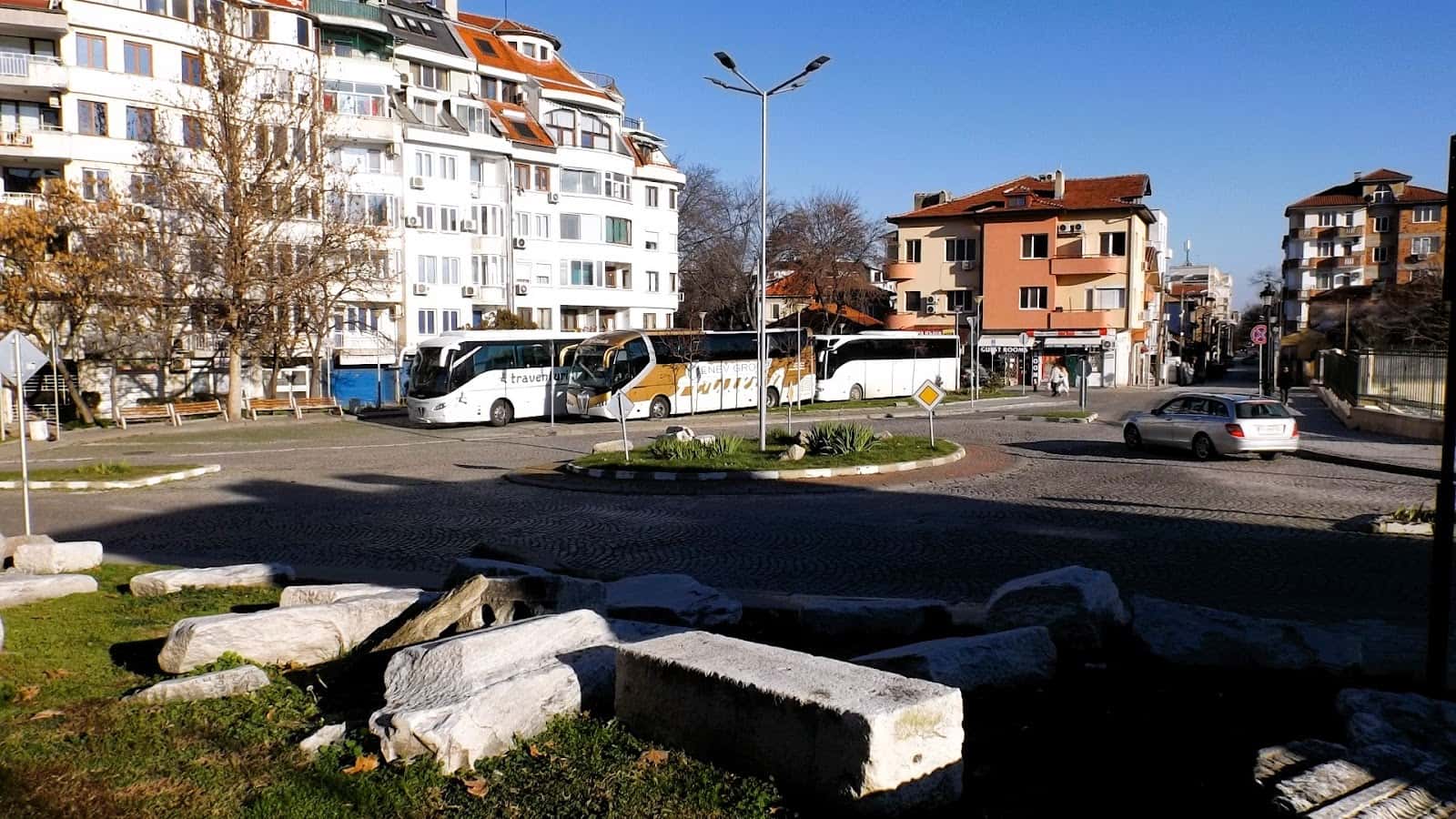 Паркинг туристически автобуси