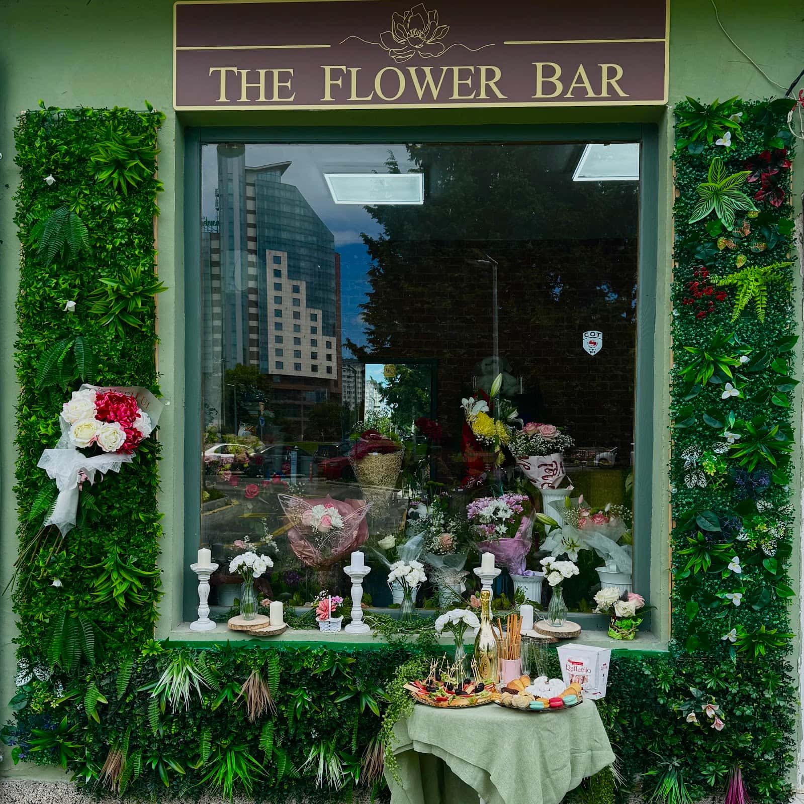 The Flower Bar Burgas Цветарница