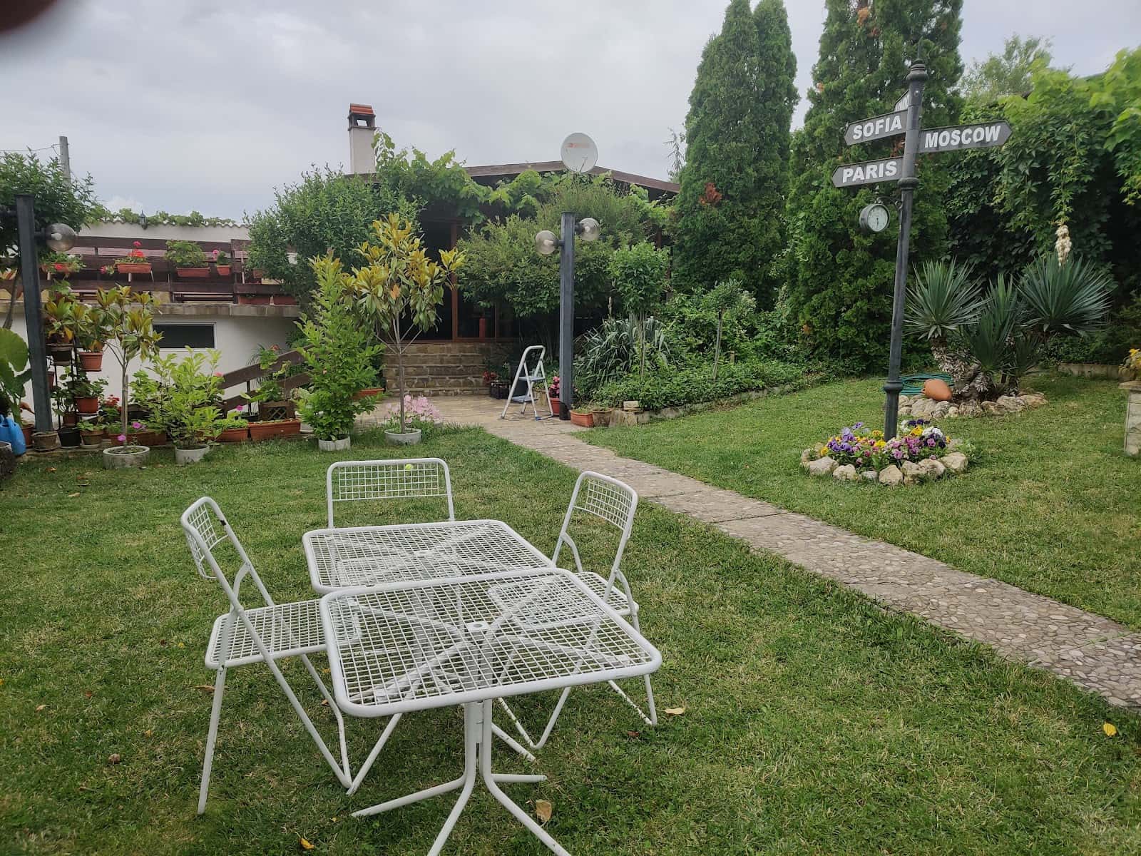 Guest House Letuga