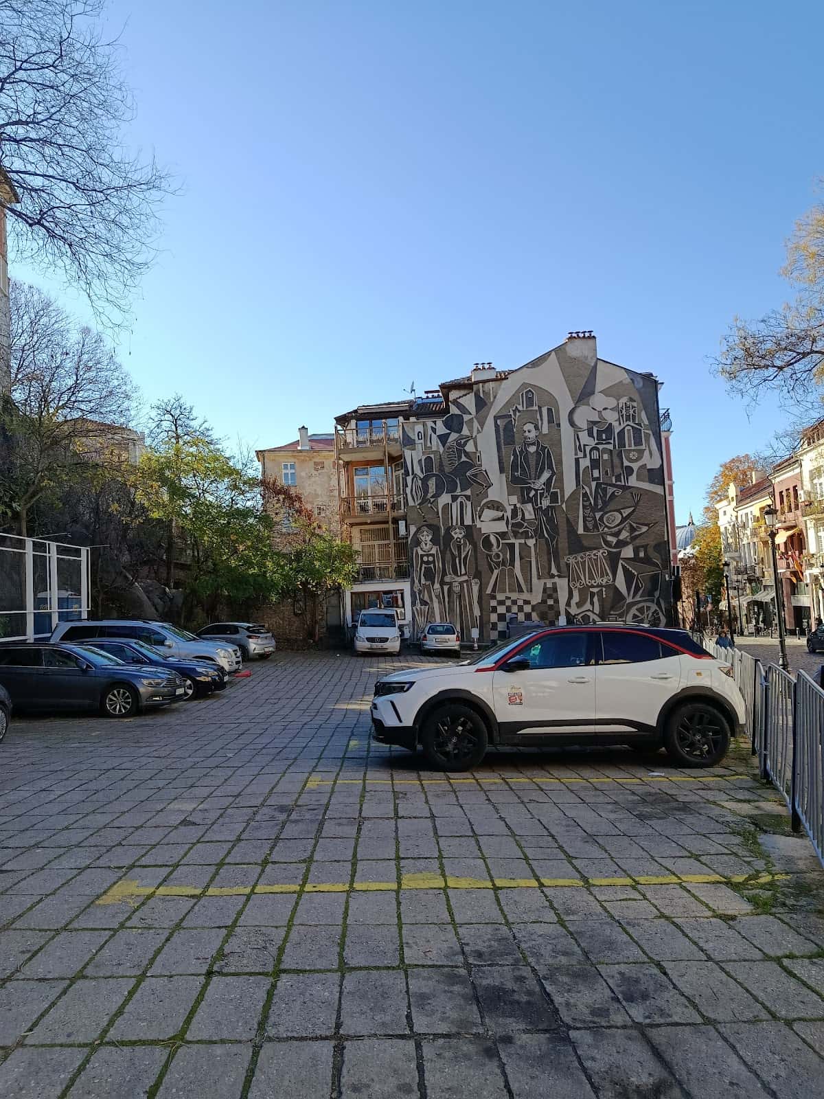 ул. „Митрополит Паисий“ 1 Parking