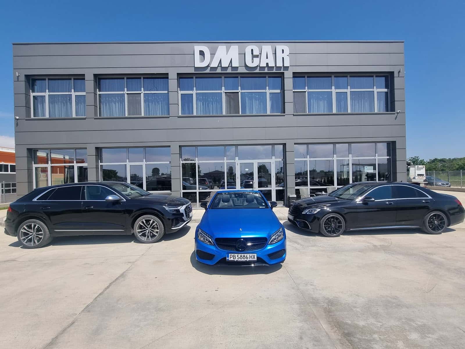 DM CAR