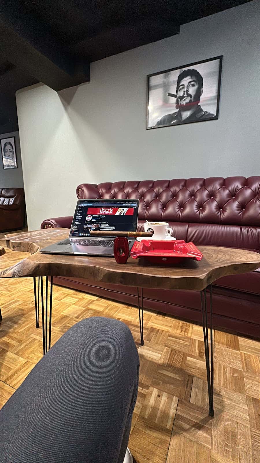 Don Fumador Cigar Lounge & Shop