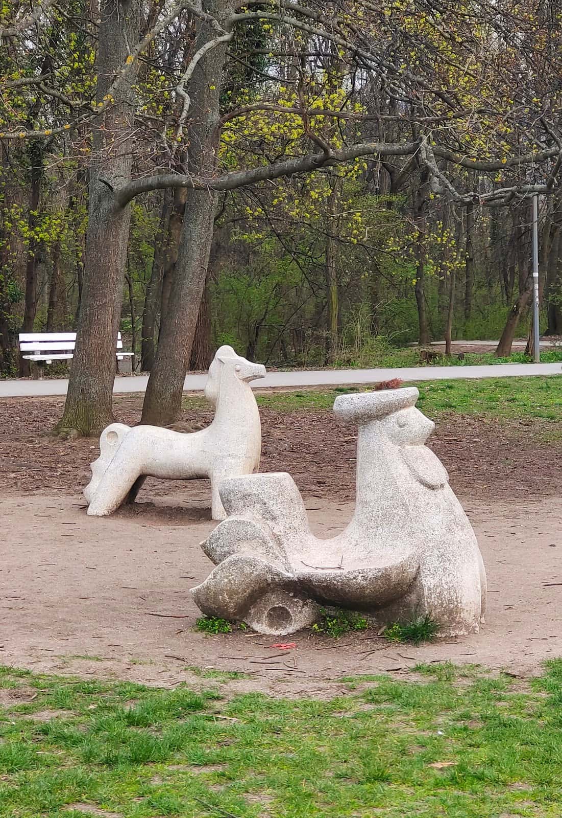 Каменните животни