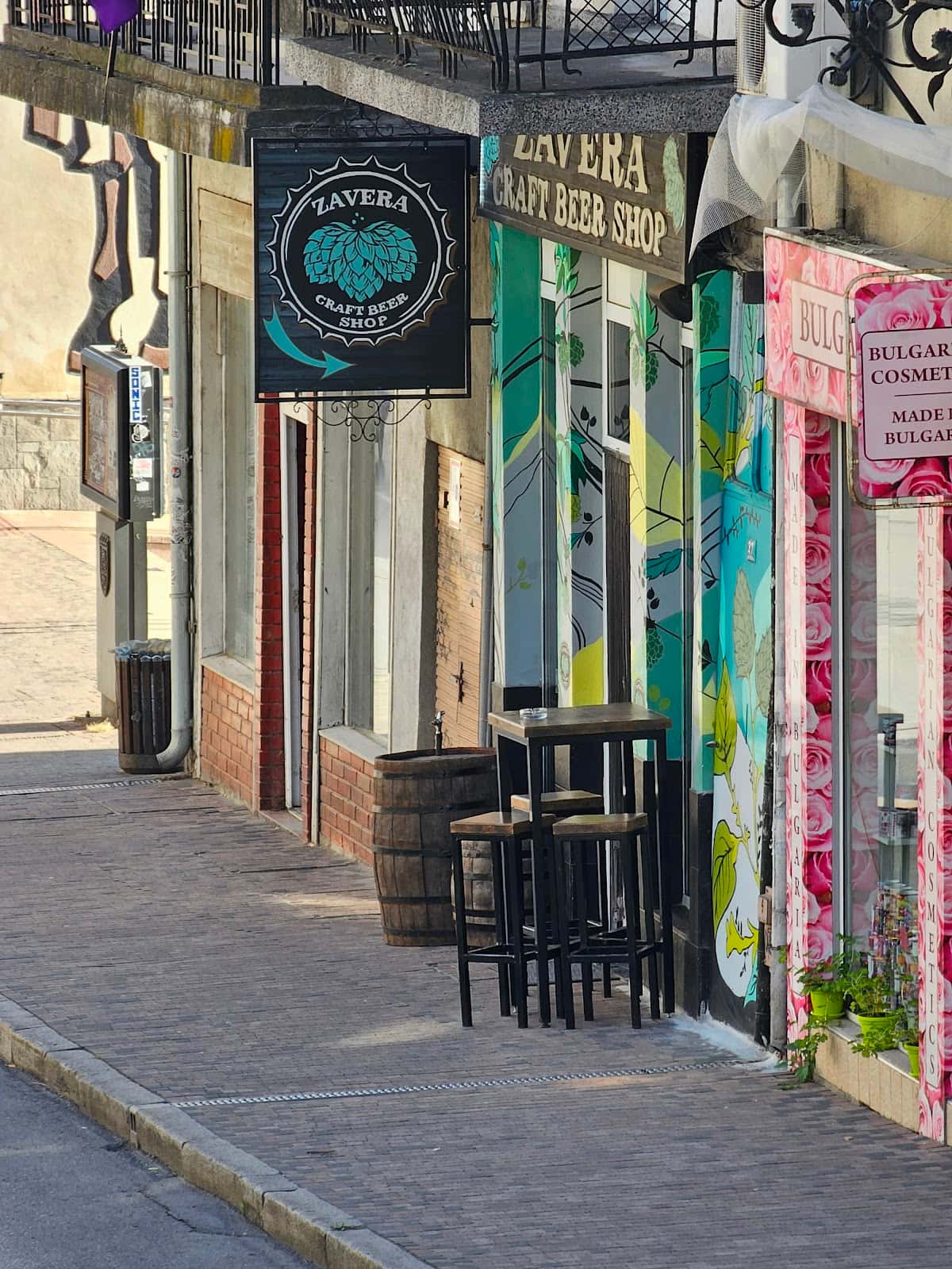 Zavera Craft Beer Shop and Bar