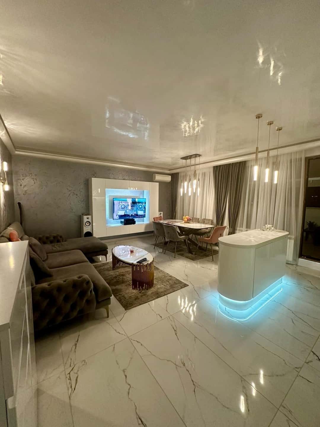 Spacious Prestige Penthouse